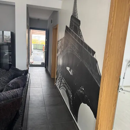 Apartman Versuz *
